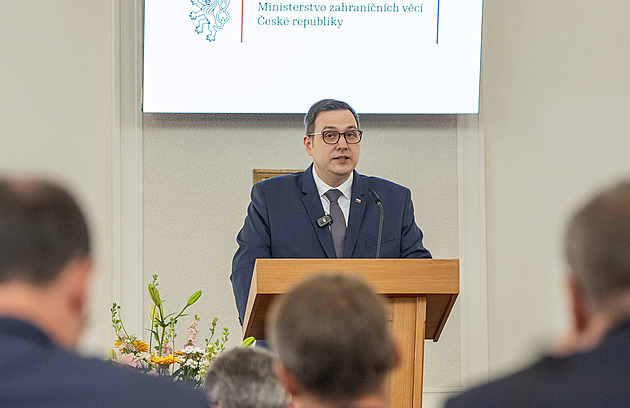 Zastavení muniční iniciativy by bylo dárkem pro Putina, řekl Lipavský
