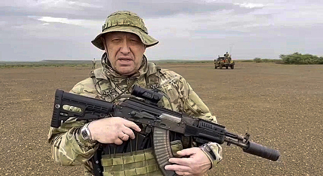 Putin mi zařídil léčbu v Německu. Žeňa ho nechtěl svrhnout, líčí Prigožinova matka