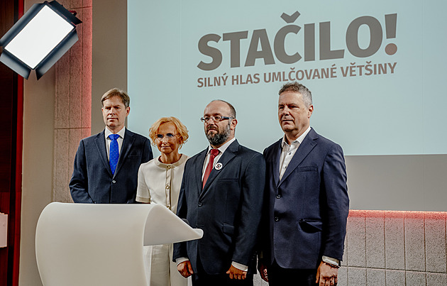 Nepřiznaná koalice? Nenecháme se umlčet, reaguje hnutí Stačilo! na žaloby
