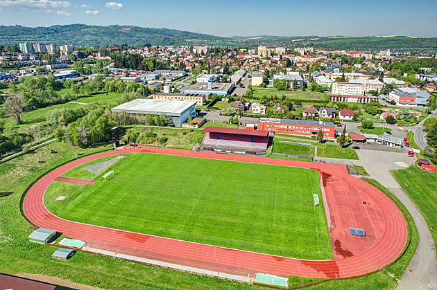 Valašskomeziříčský stadion bude mít nové fotbalové šatny i osvětlení plochy