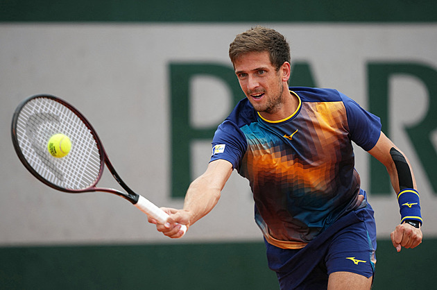 US Open ONLINE: Kopřiva čelí obhájci Sinnerovi, Nosková hraje s Maďarkou