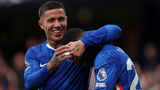 ONLINE: Chelsea bez opor uspěla v Nottinghamu. Do akce jde Křejčí i City