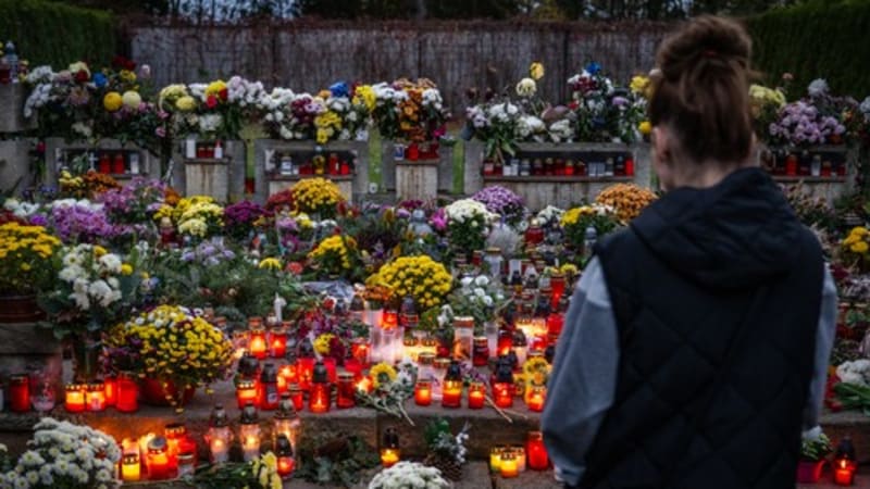 Dušičky se blíží, pozor na praktiky obchodníků. Máte právo i na snížení ceny, radí experti