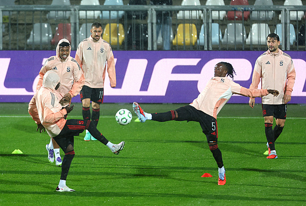 ONLINE: Rijeka - Sparta 0:0, střílel Kuchta, po něm Vydra. Zasahuje i domácí gólman