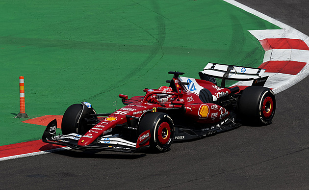 Devět nových jezdců si vyzkoušelo trénink F1 v Mexiku, nejrychlejší byl Leclerc