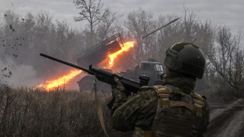 Rusové prorazili: V Pokrovsku se bojuje v ulicích. Expert: Je to město duchů v kritické situaci
