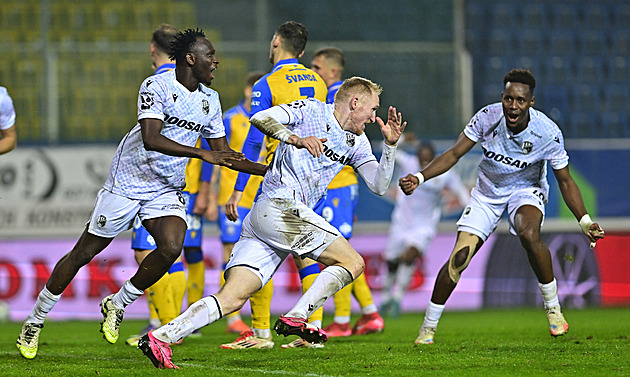 Teplice - Plzeň 1:2, hosté pod Hyským stále stoprocentní, v nastavení rozhodl Jemelka