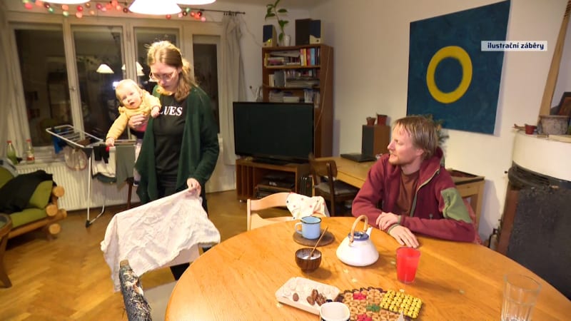 Mama hotel vládne Česku i Evropě: Stále více mladých žije kvůli drahému bydlení s rodiči