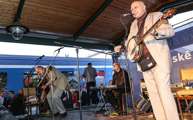 Z Opavy, z Opavy... Dráhy ruší „Mládkův“ rychlík. Regionální politici protestují