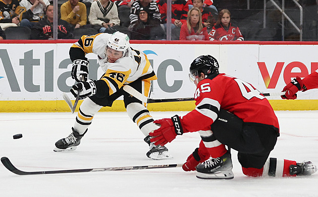 Nový lídr NHL. Do čela se po vítězství nad Pittsburghem posunulo New Jersey