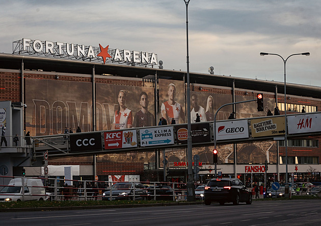 Ulice Josefa Bicana? Slavia Praha chce přejmenovat Vladivostockou u Edenu
