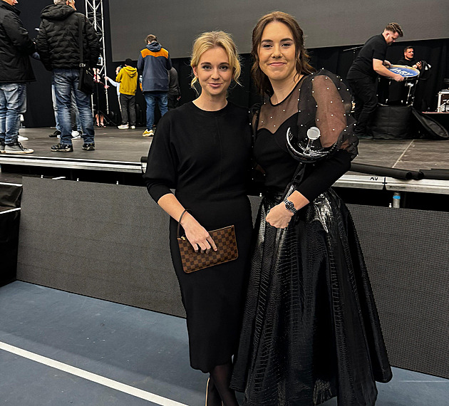 Hledá charitu, zkoumá kosmetiku. Linda má dobré srdce, říká kamarádka Noskové