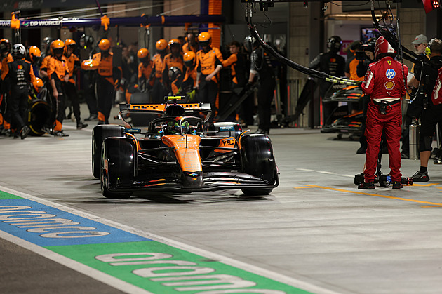 Ach, ty milimetry! McLaren chybou ohrozil Norisse, boj o titul mění v nechtěné drama