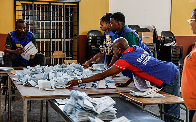 Adolf Hitler se znovu dere k moci, vítězství má jisté, míní v Namibii