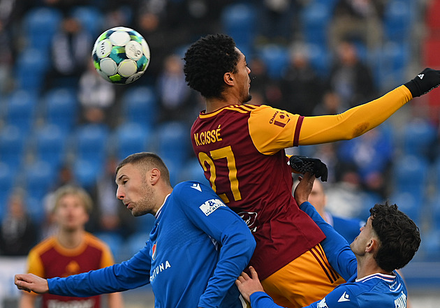 ONLINE: Ostrava - Dukla 1:0, domácí jdou do vedení. Poprvé za Baník střílí Kričfaluši