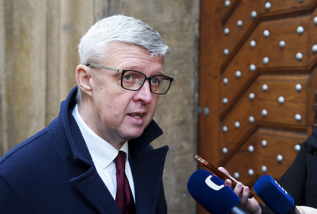 Musíme nastartoval hospodářský růst, řekl při příchodu za prezidentem Havlíček