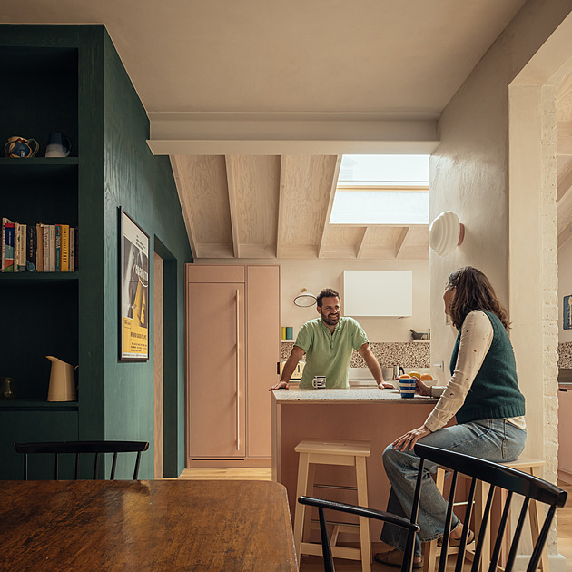 Úžasná přestavba. Jak se dům krok za krokem proměnil na skvělé a levné bydlení