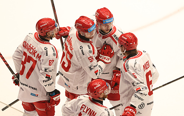 ONLINE: Hradec v Třinci snížil, Olomouc dominuje ve Vítkovicích