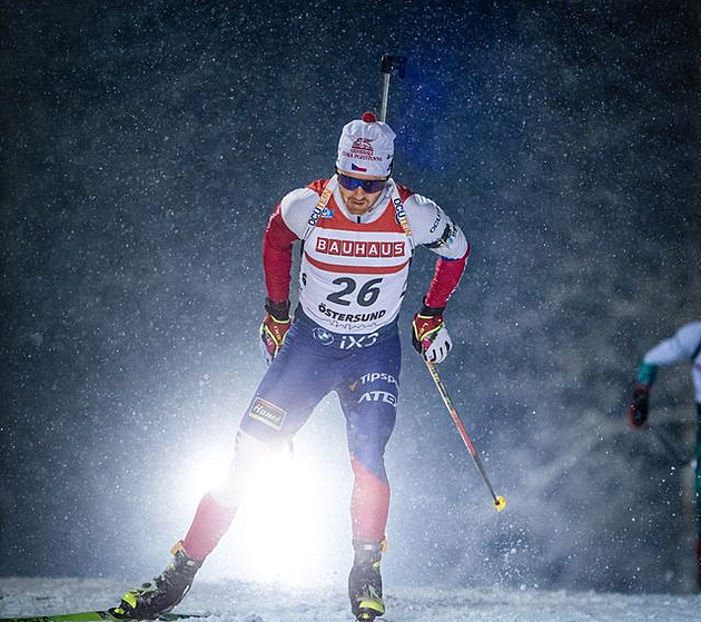 Biatlon ONLINE: Stíhací závod mužů. Hornig neodstartoval, Karlík začal čistě