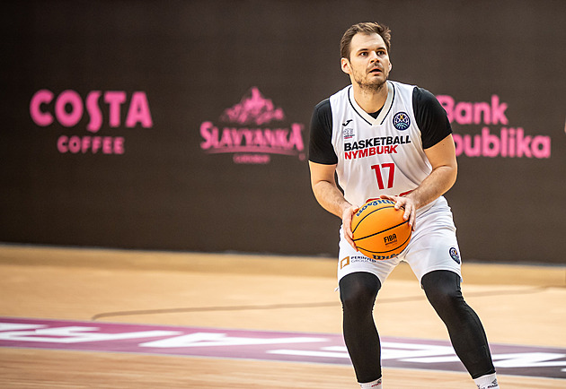 Nymburk schytal v Baku stovku, postup v Lize mistrů se odkládá