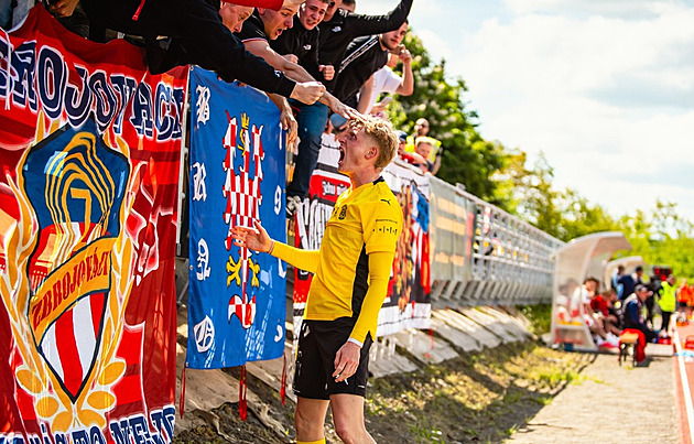 Vachouškovo dilema. Ať ještě zůstane v Brně, radí táta kometě Zbrojovky