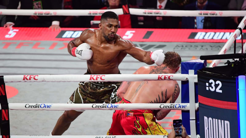 Paul vs. Joshua: Vždyť se tam nic neděje, naštvalo legendárního českého boxera