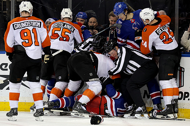 Rangers otočili zápas proti Philadelphii, Detroit si poradil s Washingtonem
