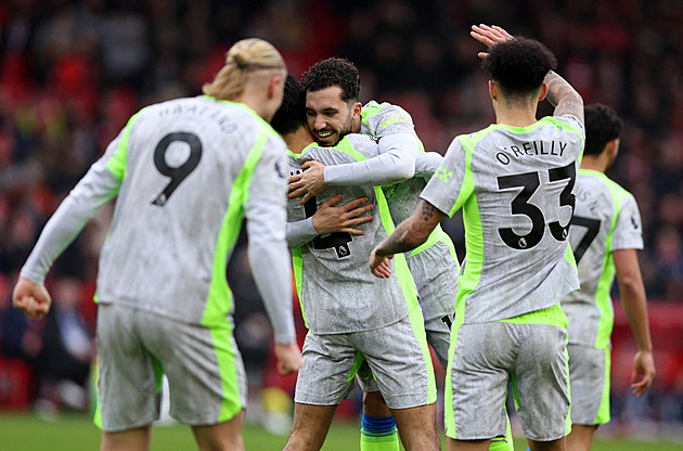 ONLINE: V akci Arsenal či Liverpool proti Wolves. City vyhrálo na Nottinghamu