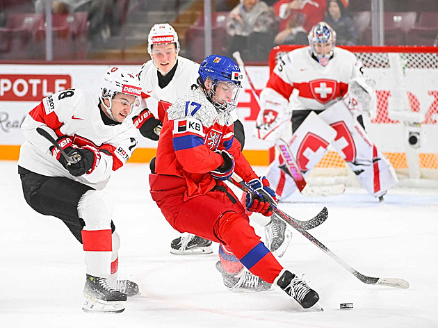 ONLINE: Česko - Švýcarsko 5:2. Junioři drží náskok, od semifinále je dělí pět minut