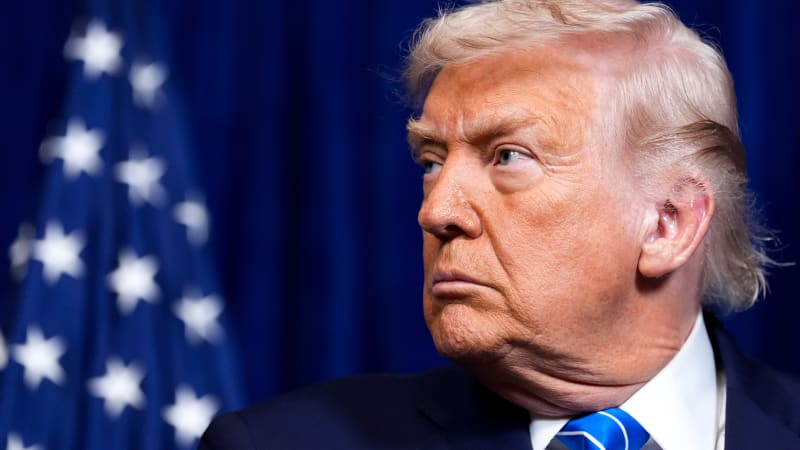 Útočí Američané? Venezuelskou metropolí Caracasem otřásají exploze