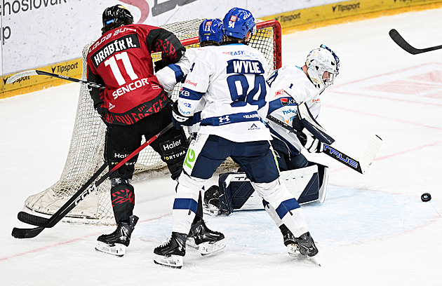 ONLINE: Sparta doma srovnává s Kladnem, lídr s Vítkovicemi. Ve vedení Plzeň či Brno