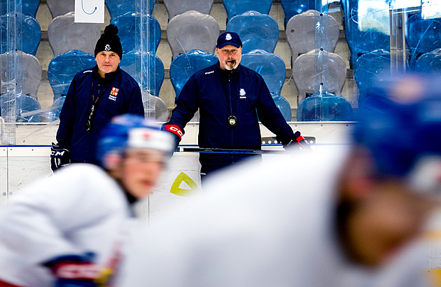 Vděčnost za trenéra. Augusta naučil mladíky disciplínu. Vrátí se do extraligy?