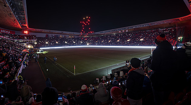 Fotbalové přestupy ONLINE: Do Slavie zázračný mladík z Norska, Celtic bez kouče