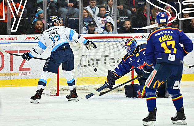 ONLINE: Sparta znovu vede, Hradec prohrál v Boleslavi. Liberec přestřílel Budějovice