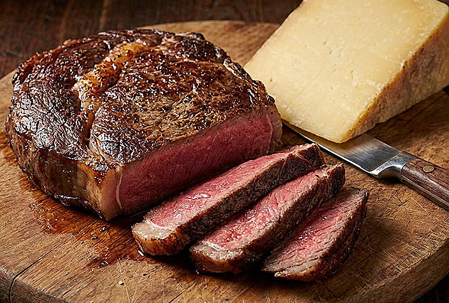 Revoluce i v jídelníčku. Kennedy chce uzdravit Američany masem a sýrem