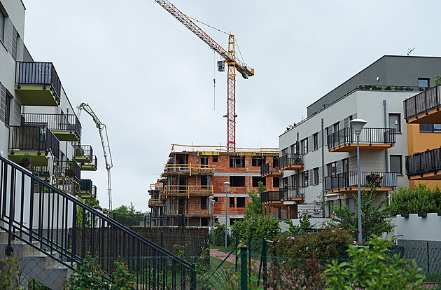 Došly peníze a projekty skončily pod čarou. Města se bojí o dostupné byty