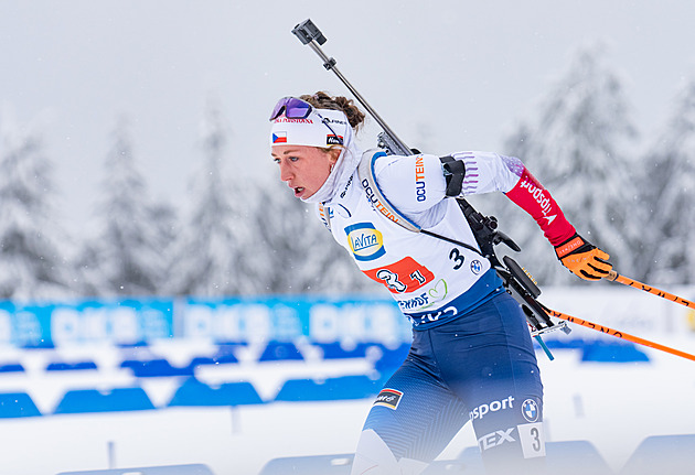 Biatlon ONLINE: Sprint bez Davidové, Jislová musela na jedno trestné kolo