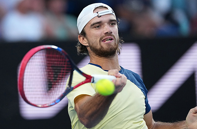 Australian Open ONLINE: Menšík i Kopřiva zvládli bitvy, slaví také Macháč či Plíšková