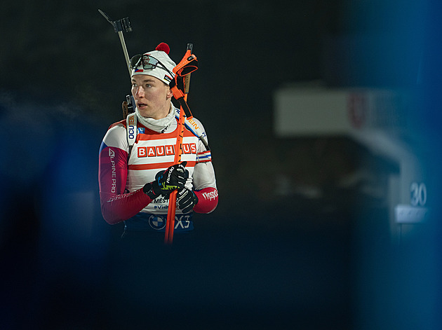 Maminka mu říkala: Kochej se a třeba i zrychli. O Hákovi, muži na roztrhání