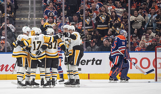 Start jako z hororu. Edmonton inkasoval třikrát za 37 vteřin, Pittsburgh na ledě řádil