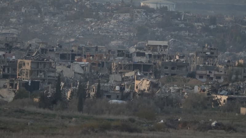 Izraelské údery v Gaze zabily 23 lidí. Zasáhly policejní stanici, obytný dům i stan