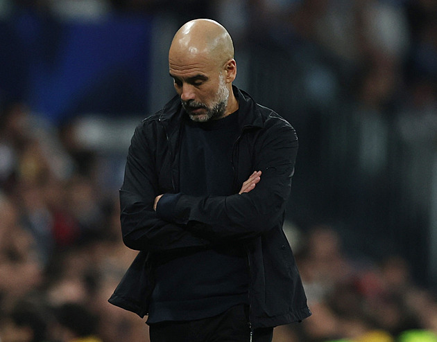 Jen 10 minut ve vedení, 16 inkasovaných gólů a Anglie v Lize mistrů trpí. Únavou?