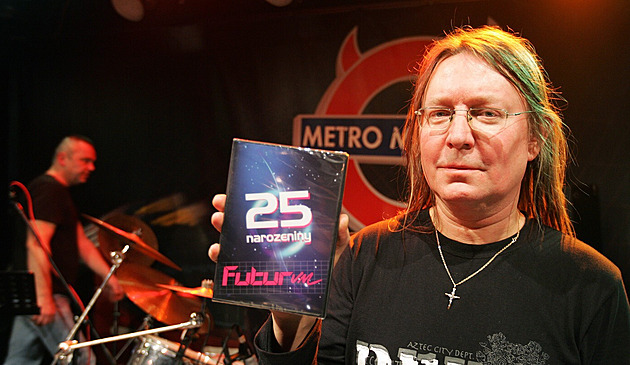 GLOSA: Slunce prší do fontán. Reedice desek Futurum potěší nejen pamětníky