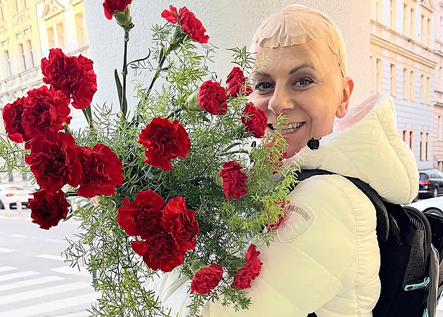 Spím napojená na přístroj, žíly rozpíchané jak řešeto, popsala Laďka Něrgešová