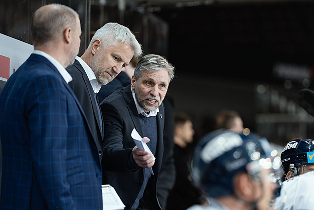 Střílíme se do nohy, štve Jandače. Jeho bek ale jistě ohlásil: Třetí mečbol bude vítězný!