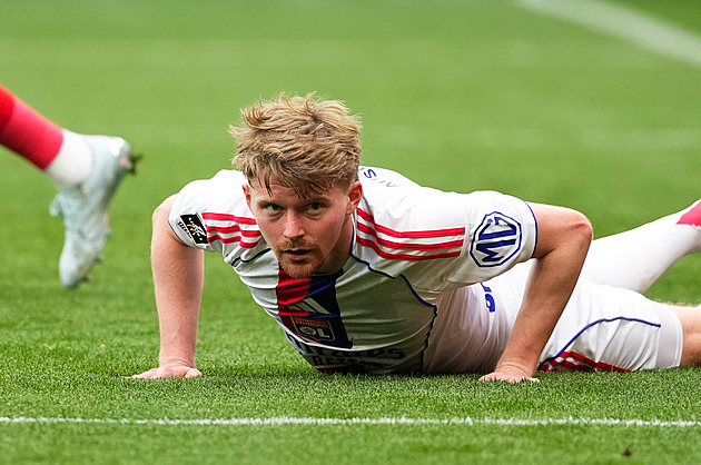 Šulc po ošetření střídal a přišel o druhý poločas, Lyon bez něj opět ztratil