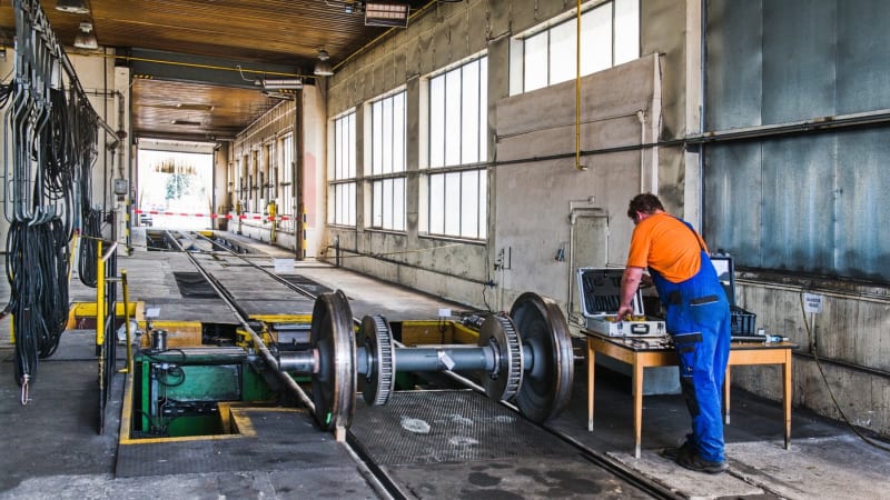 Lidí bez práce v Česku během března ubylo. Nejnižší nezaměstnanost je v Praze