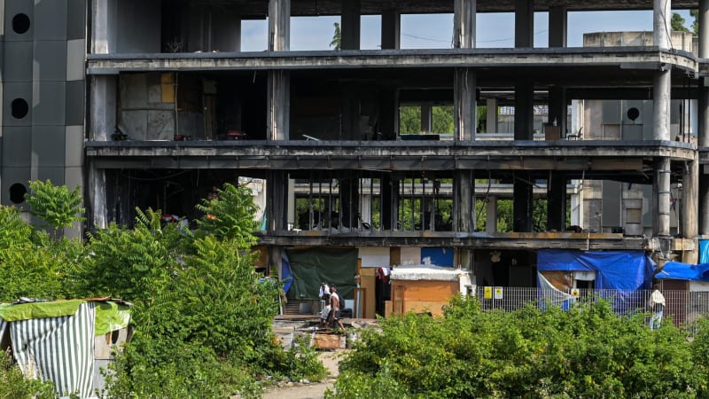 Znásilňovali ji s pistolí u hlavy. Migranti v Římě unesli turistku, média líčí 72 hodin hrůzy