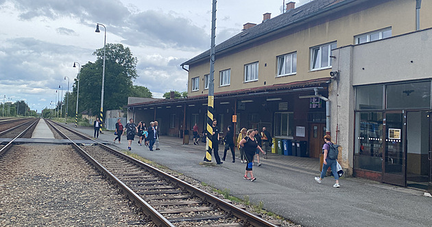 Začala modernizace železnice z Plzně do Německa, první úsek měří 12 kilometrů