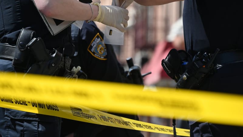 Střelba do lidí na koncertě: Útočník zabil v Kentucky člověka, dvě malé děti bojují o život